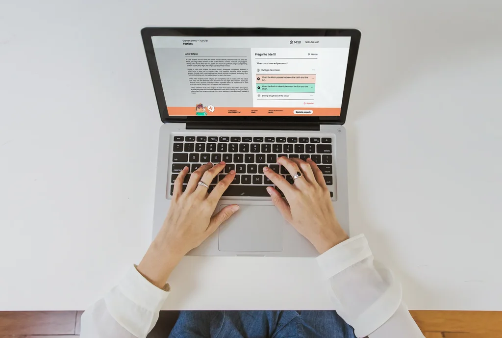 Interfaz de ejercicios para el TOEFL IBT 2026